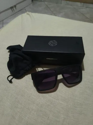 Óculos masculino ChilliBeans com lentes poralizadas