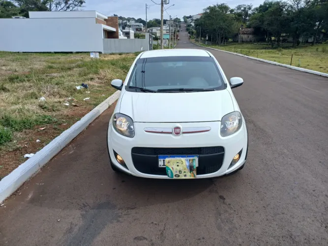Fiat Palio Sporting Dualogic 1.6 Flex 16V 5P 2014