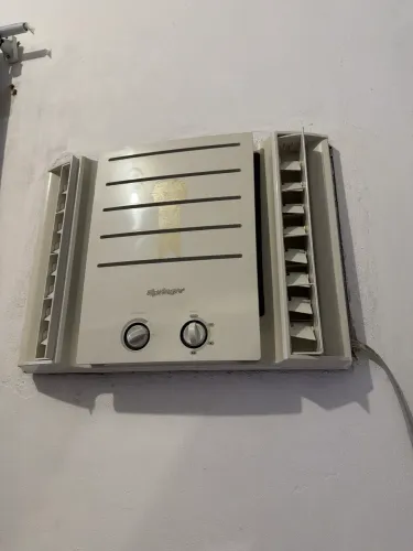 Ar condicionado 7500 ( com defeito )