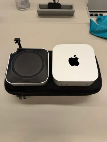 Mac Mini M4 - Acompanha Case e Doc