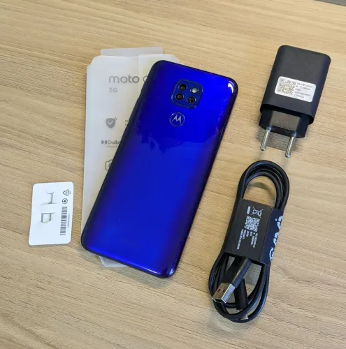 Motorola G9 Play Azul 4GB/64GB + Carregador - PRA SAIR RÁPIDO!!!