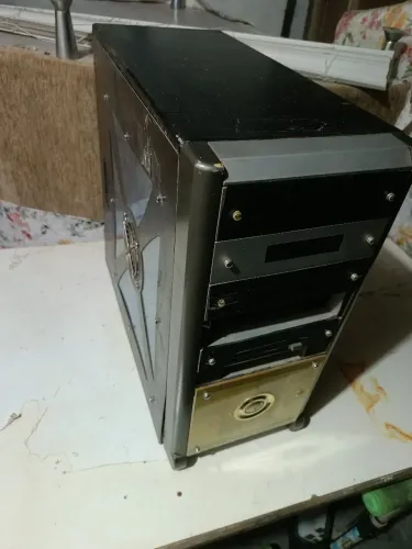 Gabinete gamer com led