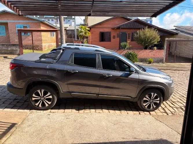 Fiat Toro Volcano 2.0 16V 4X4 TB Diesel Aut. 2025