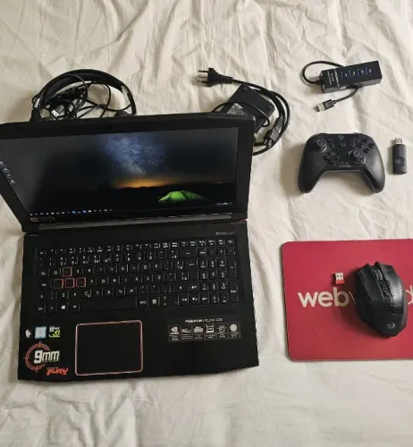 Acer Predator Helios 300 | i77700HQ | GTX 1060 6GB | 48GB RAM | SSD 250 GB + Periféricos