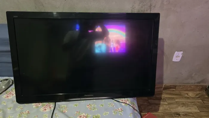 Televisão 45 polegadas