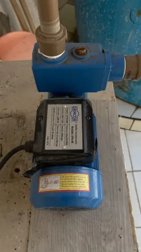 Bomba elétrica auto aspirante