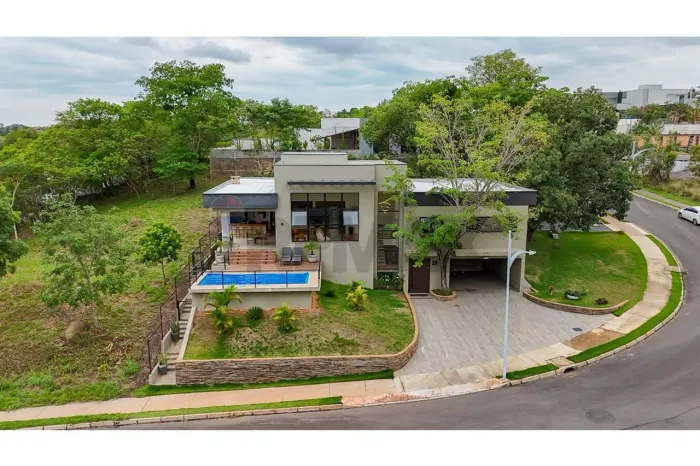 Casa Mobiliada para Locação no Residencial Máxximo Garden | Jardim Botânico | 04 Quartos |