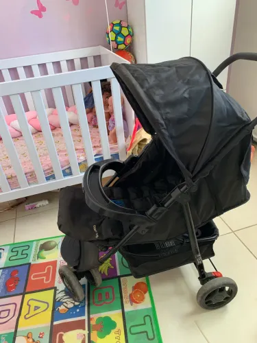 Berço e carrinho