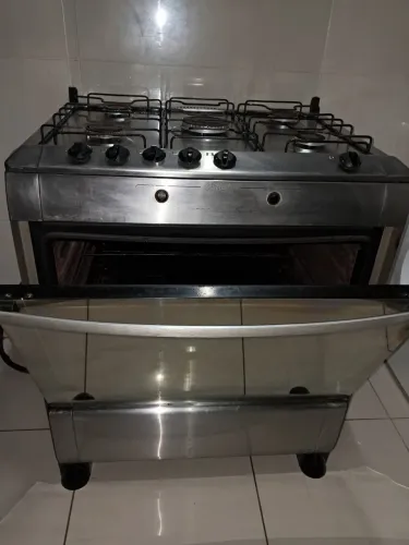 Fogão 5 Bocas Inox Gênova - Bom estado!