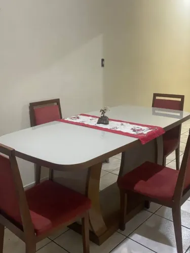 MESA DE JANTAR MDF + VIDRO BRANCO