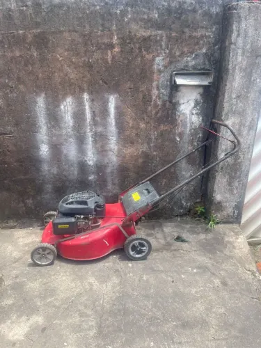 Cortador de grama