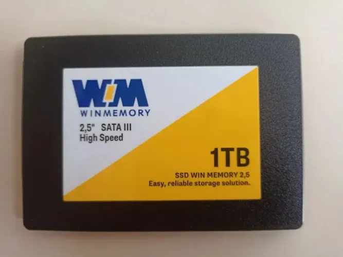 ssd 1tb 2.5´´ sata testado 100% saude 9 horas de uso com Windows Winmemory