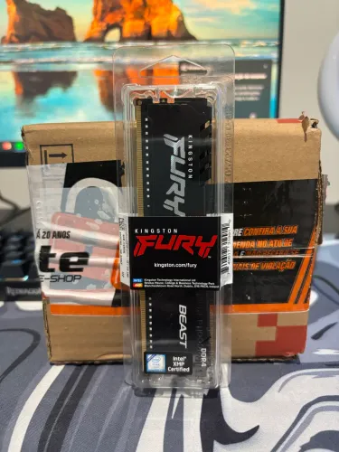 MEMÓRIA RAM 8GB DDR4 FURY 3200MHz