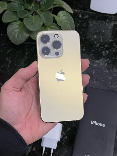 iPhone 14 Pro Impecável 