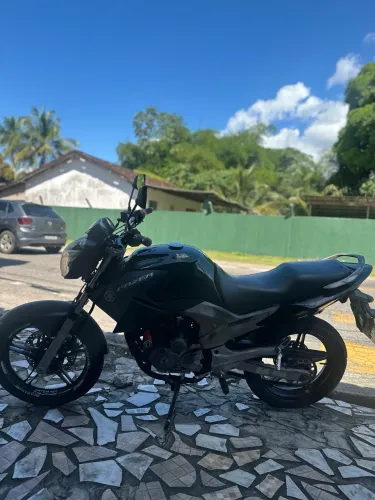 Vendo fazer 250cc valor $9000