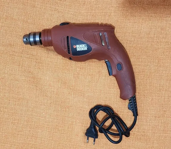 Furadeira Black&Decker