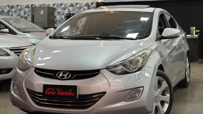 Hyundai Elantra GLS 1.8 16V Aut. 2013