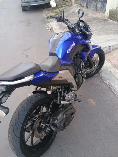 Yamaha 250 /2022 / bem cuidada / documento ok.