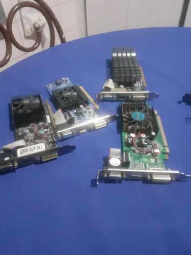 Placa de vídeo PCI Express com hdmi até 1giga de memória 