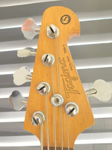 Baixo bass