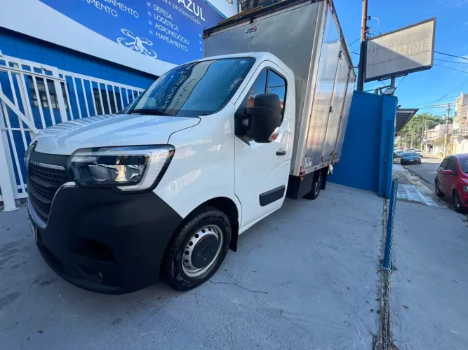 Renault Master 2.3 dCi Baú 2023 | Apenas 13.487 km | Único Dono