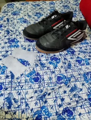 Chuteira de Futsal tamanho 43 e 44