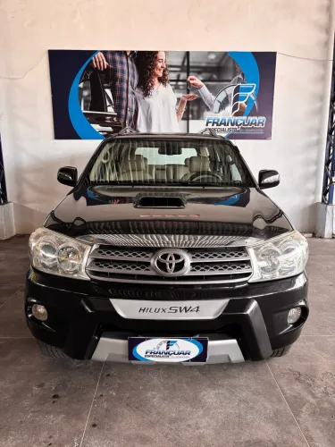 Toyota Hilux SW4 SRV D4-d 4X4 3.0 TDI Dies. AUT 2010