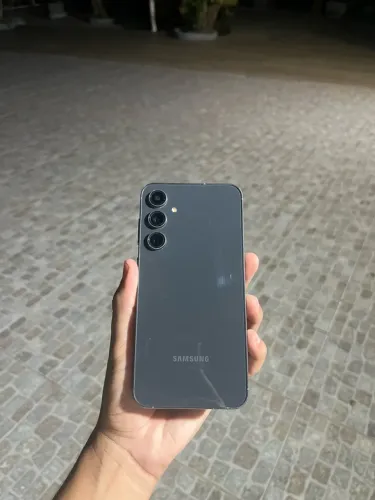 Samsung S23 FE 