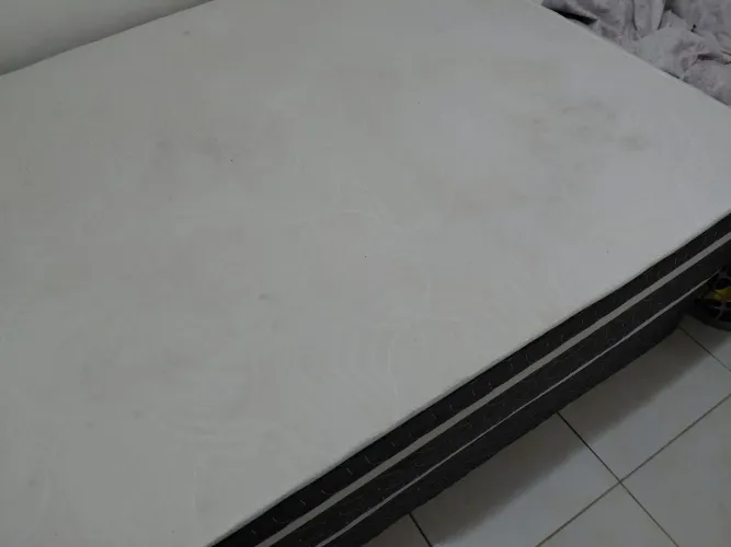 Vendo cama de casal