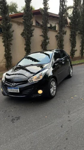 Hyundai HB20S Premium 1.6 Flex 16V Aut. 4P 2015