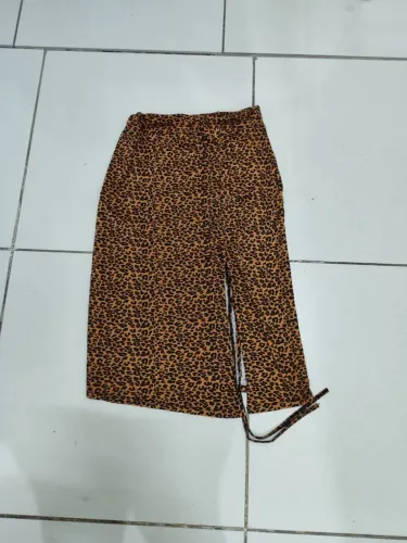 Saia midi tam M