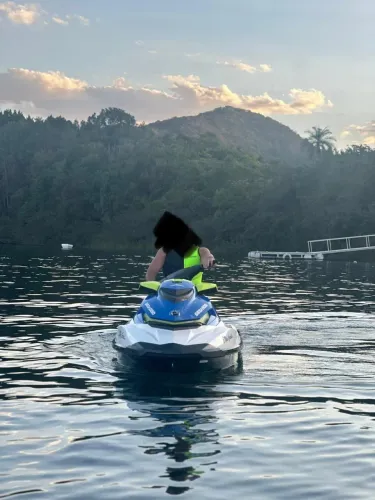 Jet Ski Sea-Doo Wake 155 Hp 2016 com carreta 