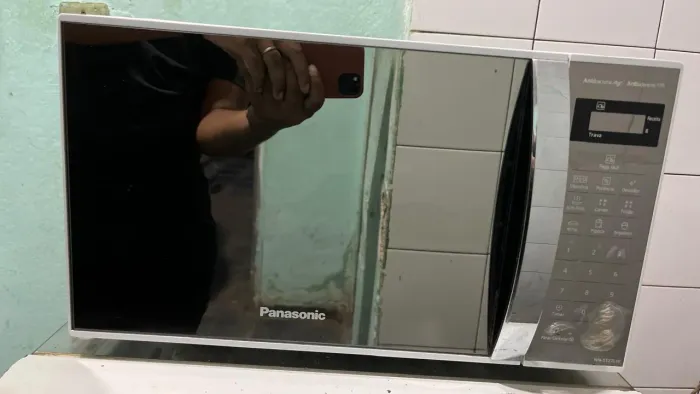 Microondas Panasonic 21 litros 