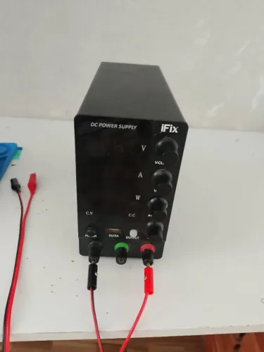 Assistência técnica para celular completa  