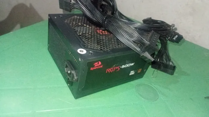 Fonte REDRAGON RGPS 500W 80 Plus Bronze | Com coil whine