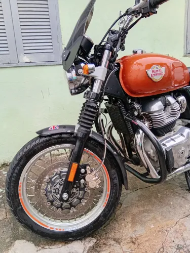 Vende  original e com assessórios 26.000 
