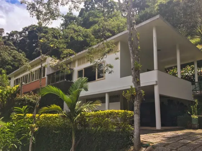 Casa para venda com 221 metros quadrados com 5 quartos em Itaipava - Petrópolis - Rio de J