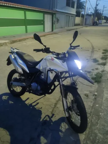 Vende-se XRE 14/15 flex 16$ Mil Avista!!