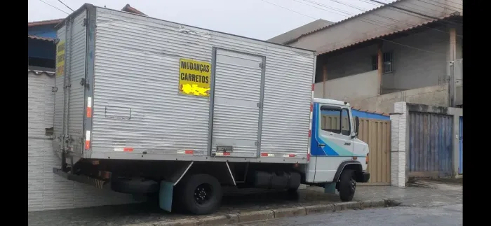 MUDANÇAS MUDANÇA E PEQUENOS CARRETOS. 