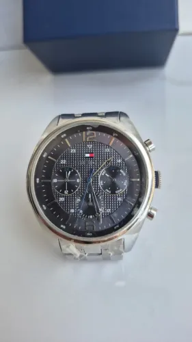 Relógio Tommy Hilfiger TH 281