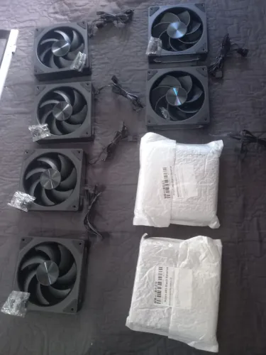  8 Fans Prism 4RS Black - 4 Fluxo Normal + 4 Fluxo Reverso