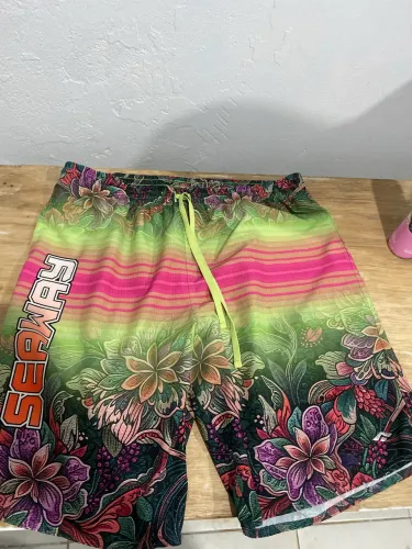 MODA PRAIA GG, TBM NOVINHA USEI POUCO OBS: TÁ MUITO GRANDE EM MIM! CUIDA ?