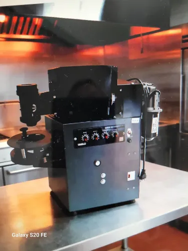 Máquina Modeladora de Salgados e Doces Compacta Print 4.0 Novíssima 