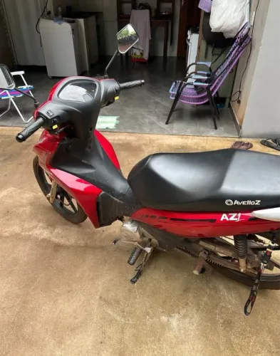 Vende-se  avelloz 2025
