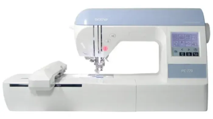 Maquina de Bordar - PE 700