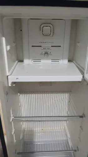 Geladeira Electrolux 322 litros