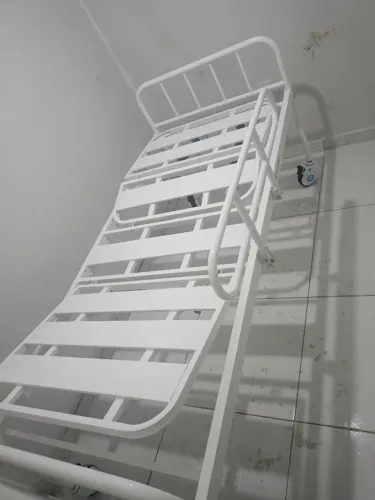 Cama hospitalar ...