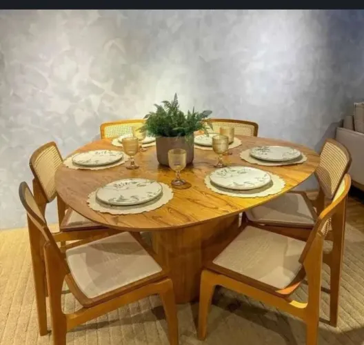 Mesa Atenas