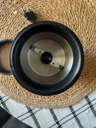 Moedor de Café Elétrico Oester
