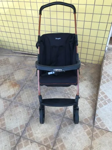 Carrinho de Bebê + Bebê Conforto Burigotto - Completo e Conservado